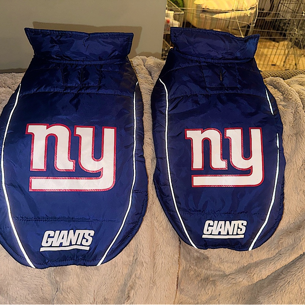 New York giants dog vests side medium These will fit a dog 20-25 lbs each